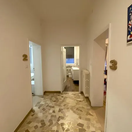 Francioni Palace * Bolonha