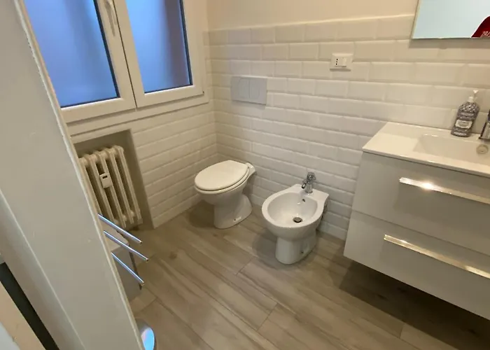 Konukevi Francioni Palace Bolonya