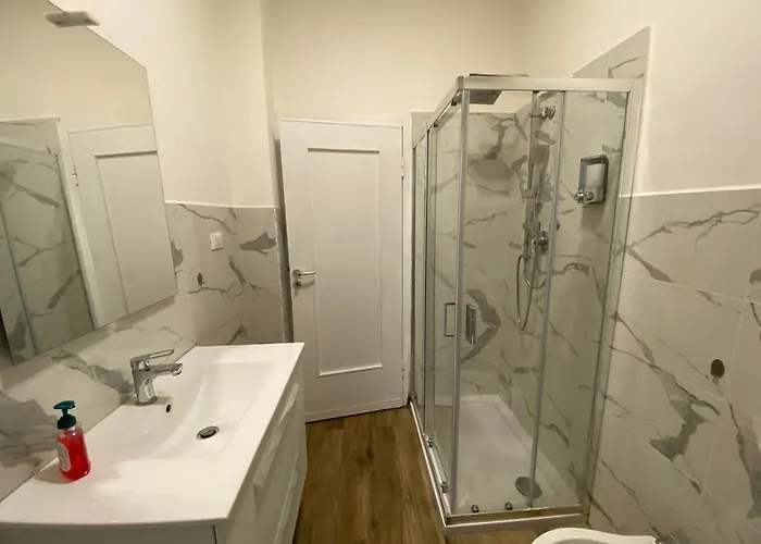 Francioni Palace 게스트하우스 *